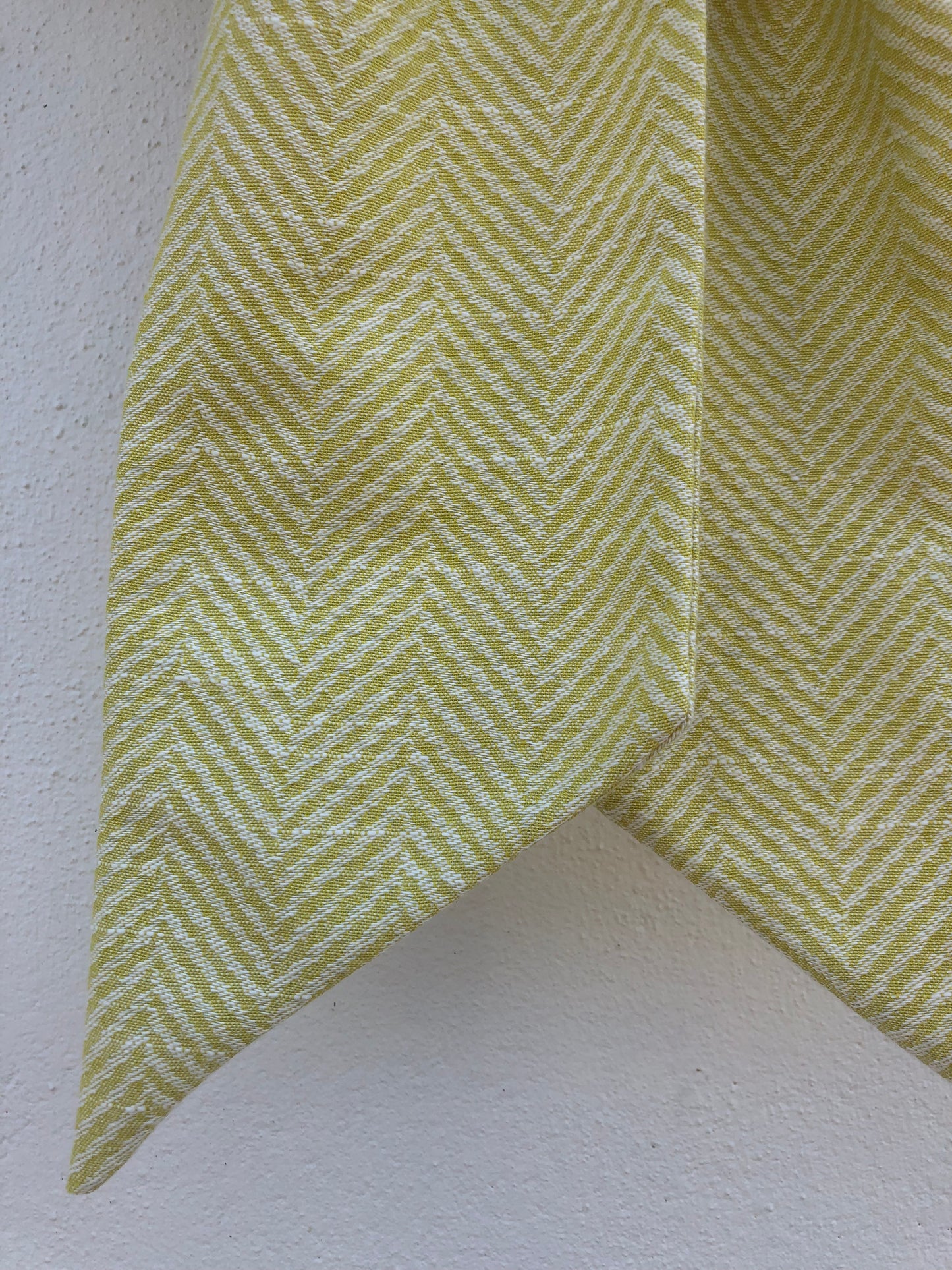 Herringbone Spring Bows