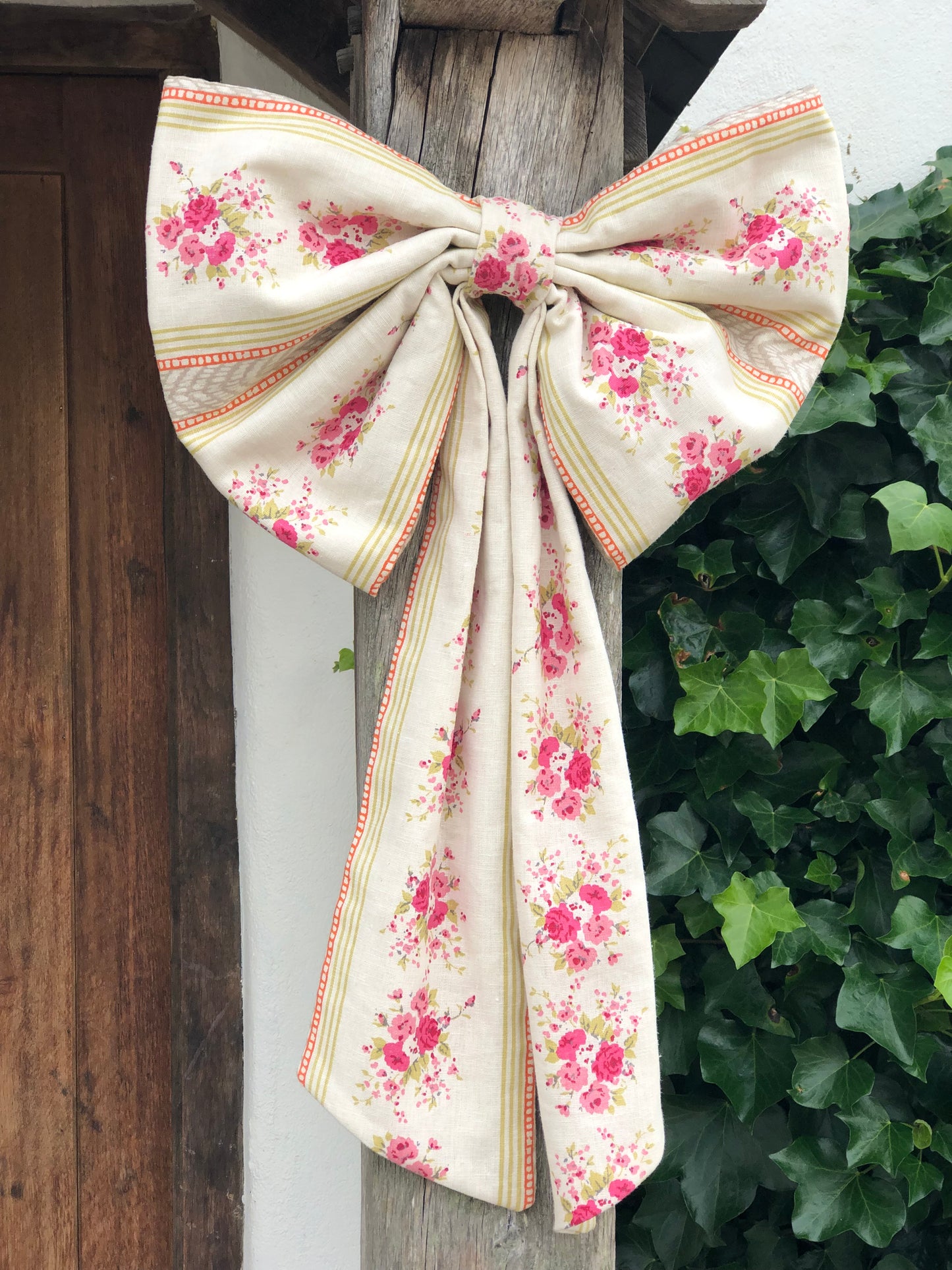Pink Floral Linen Bow