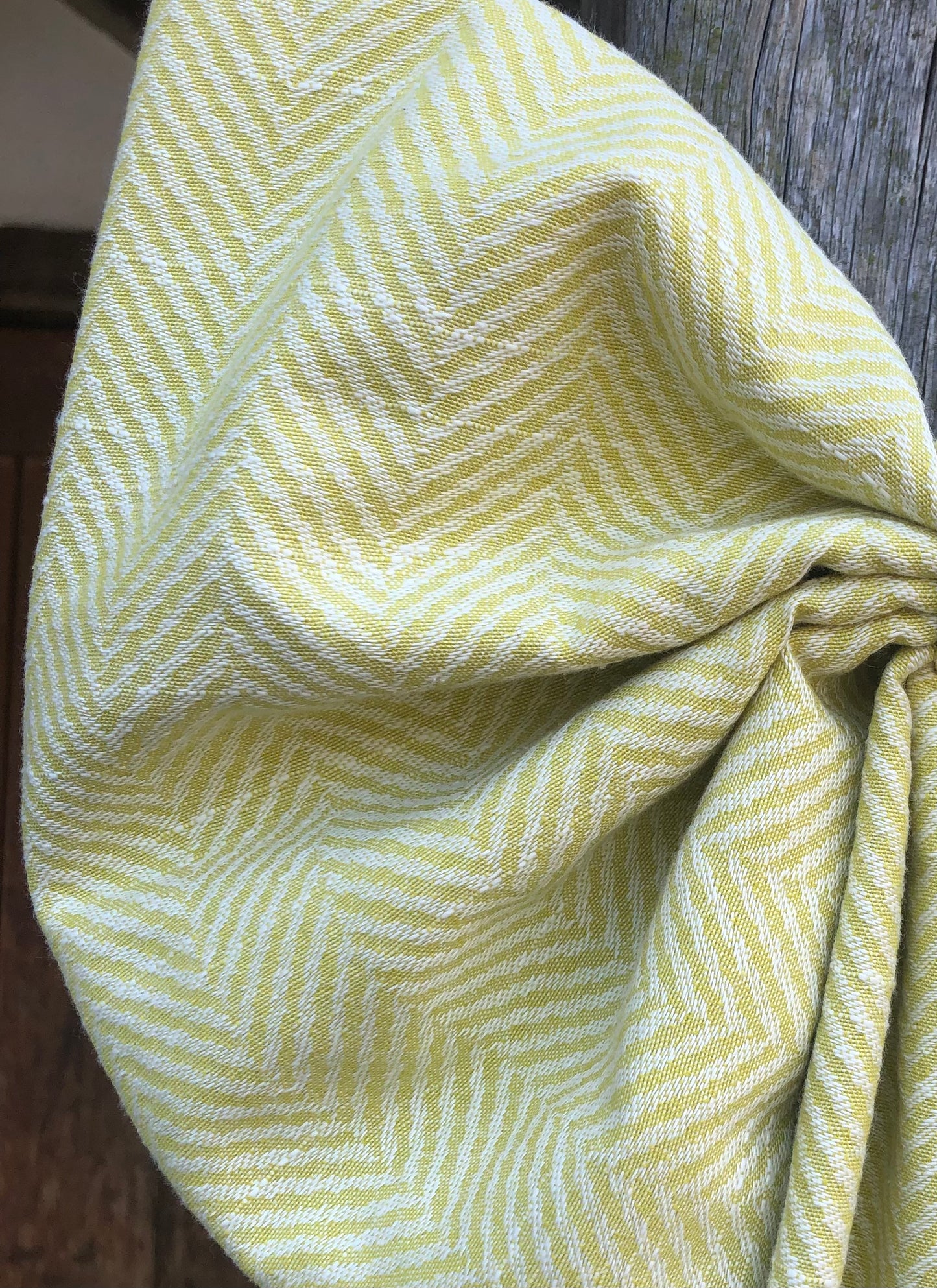 Herringbone Spring Bows