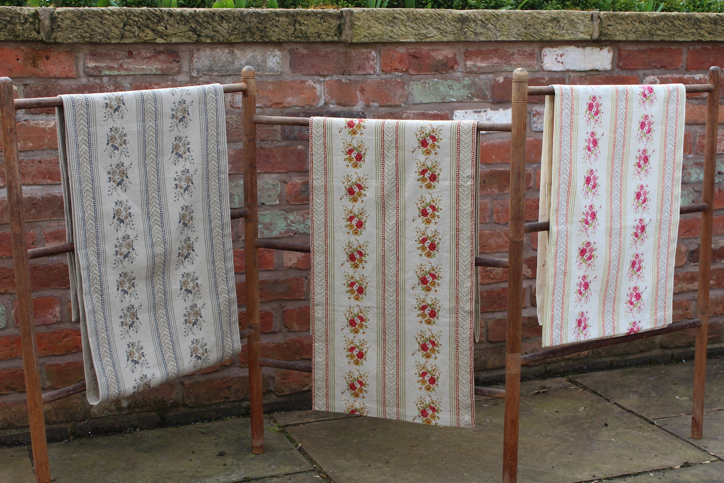 Grey English Country Rose Table Runner