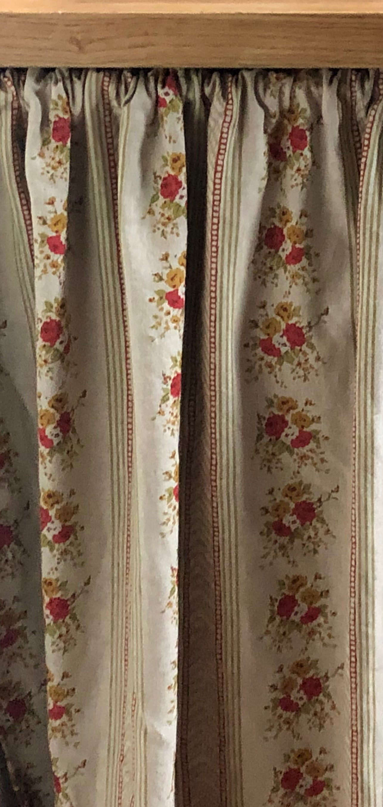 Gathered Linen Floral Stripe Hideaway Cupboard Curtain.