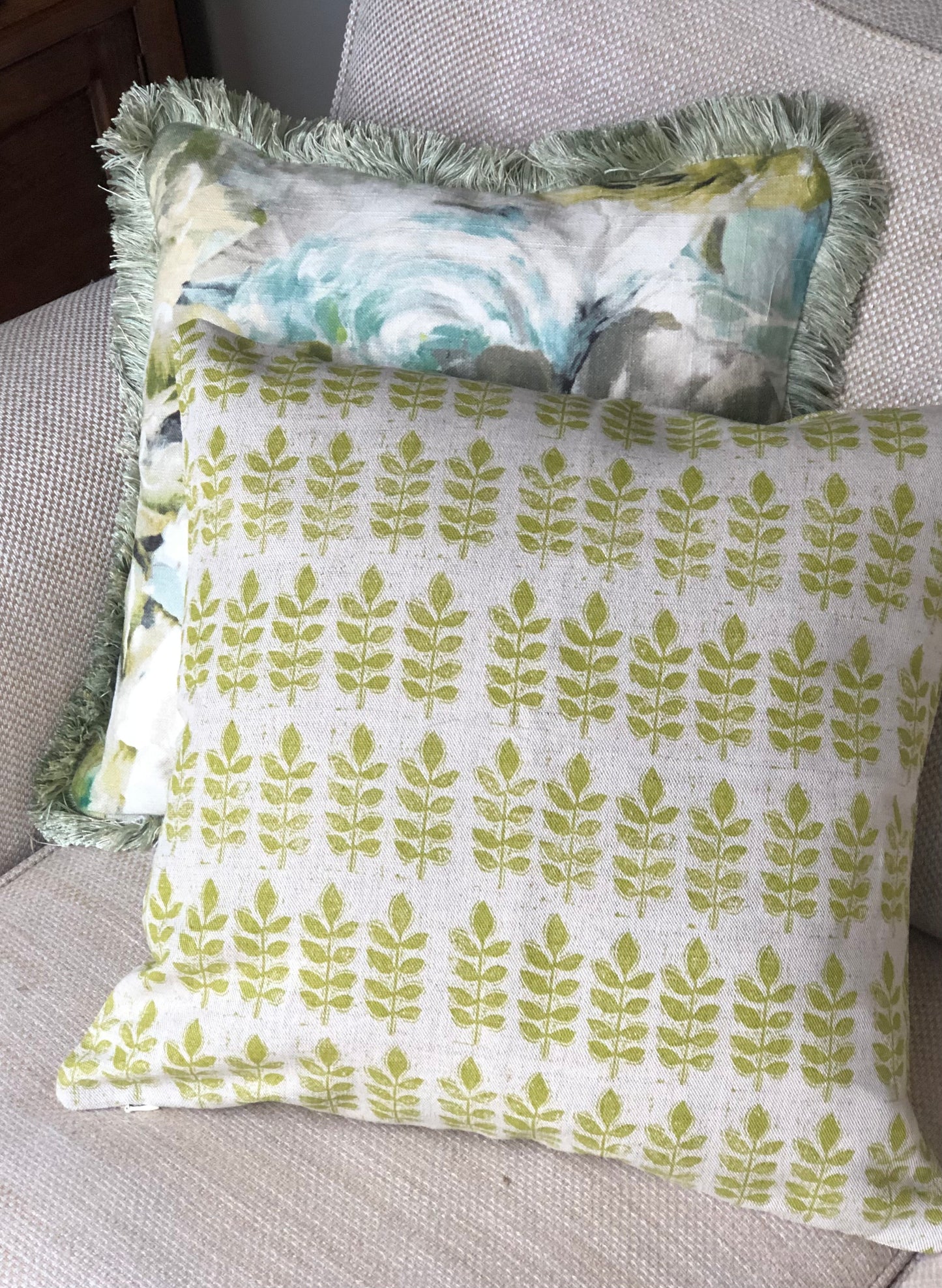 Green Leaf Print Square Cushion