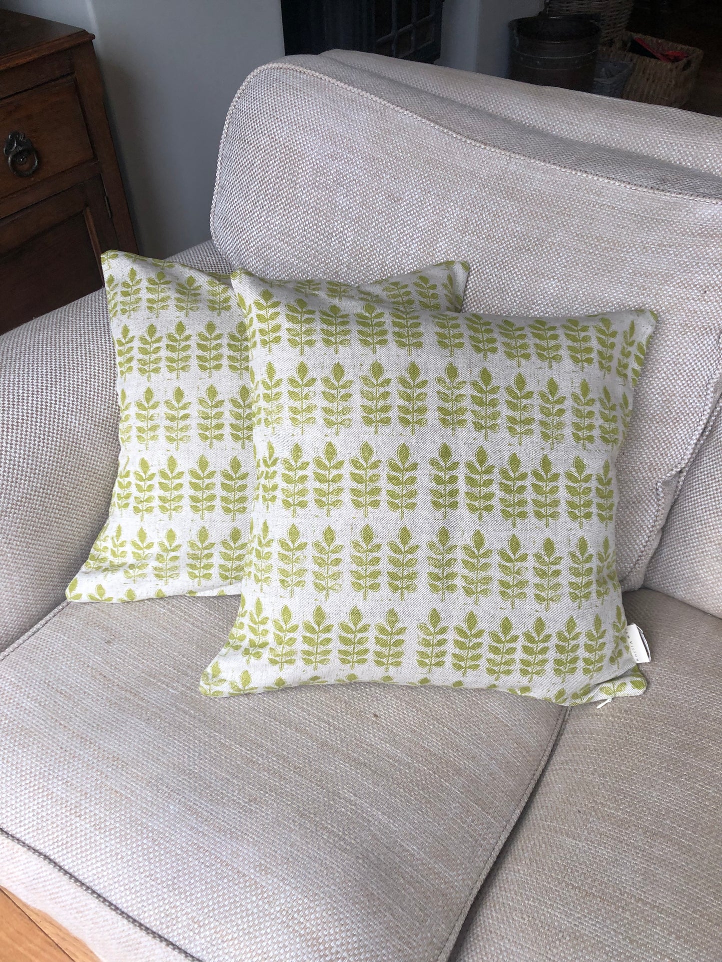 Green Leaf Print Square Cushion