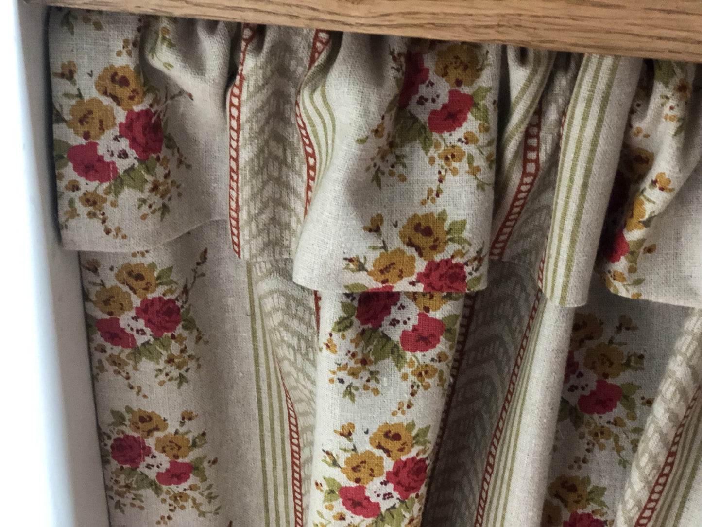 Linen Floral Stripe Hideaway Curtain  with Flop Over Frill.